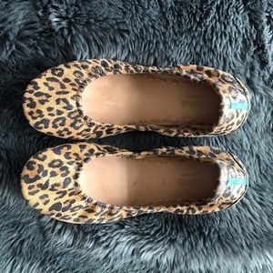 Leopard print Tieks flats